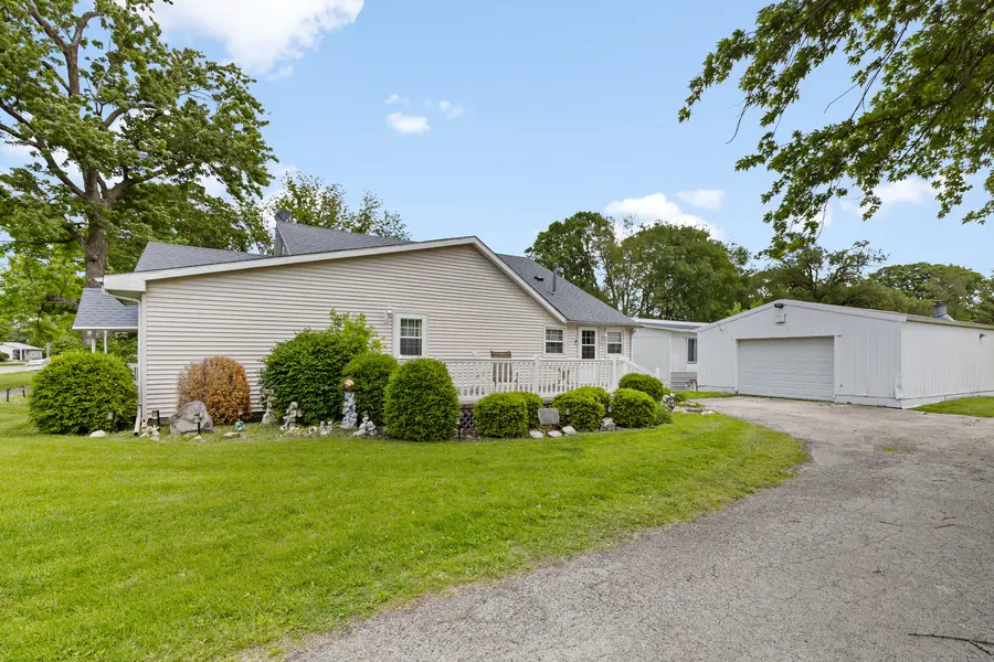 205 N Park Street, Milford, IL 60953 - #2