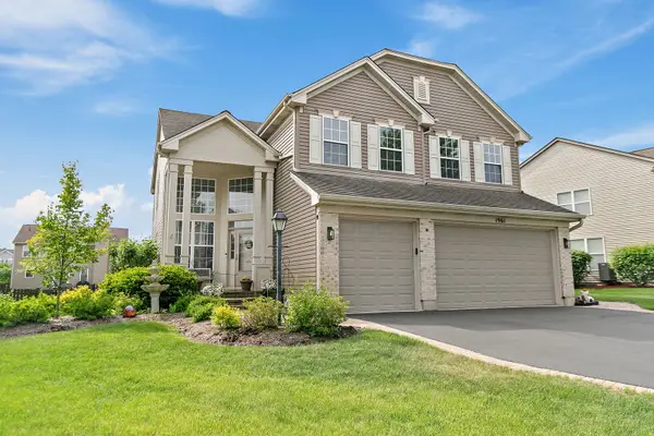 1961 Broadsmore Drive, Algonquin, IL 60102