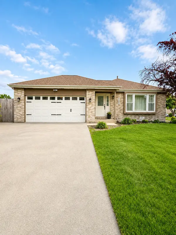 7203 W Mathews Drive, Frankfort, IL 60423