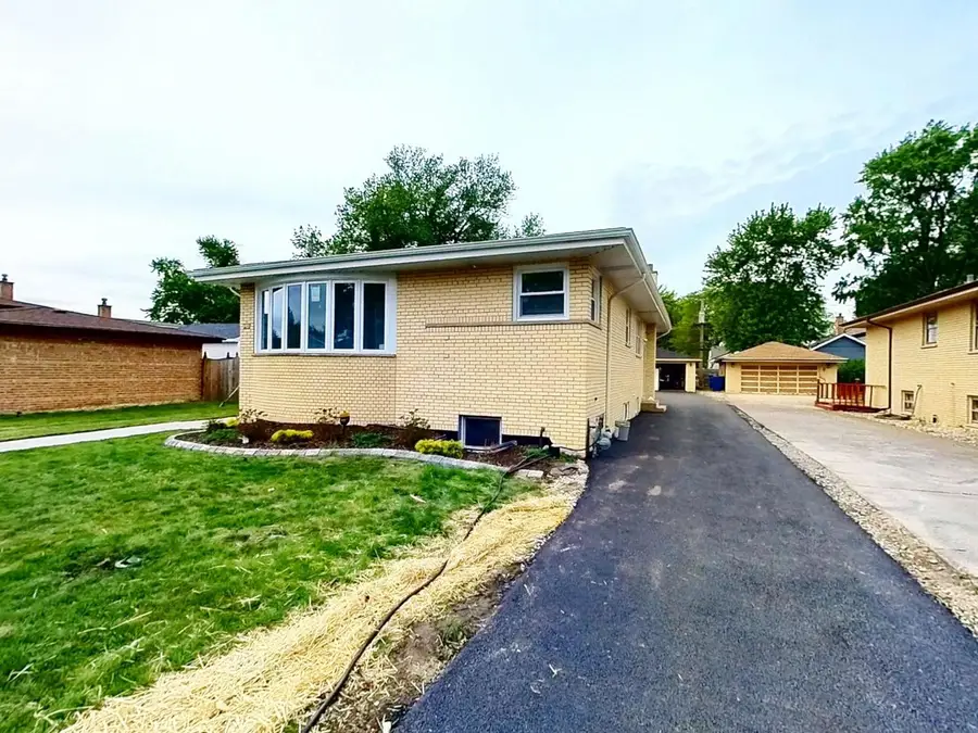 5544 Oakdale Drive, Oak Lawn, IL 60453 - #2
