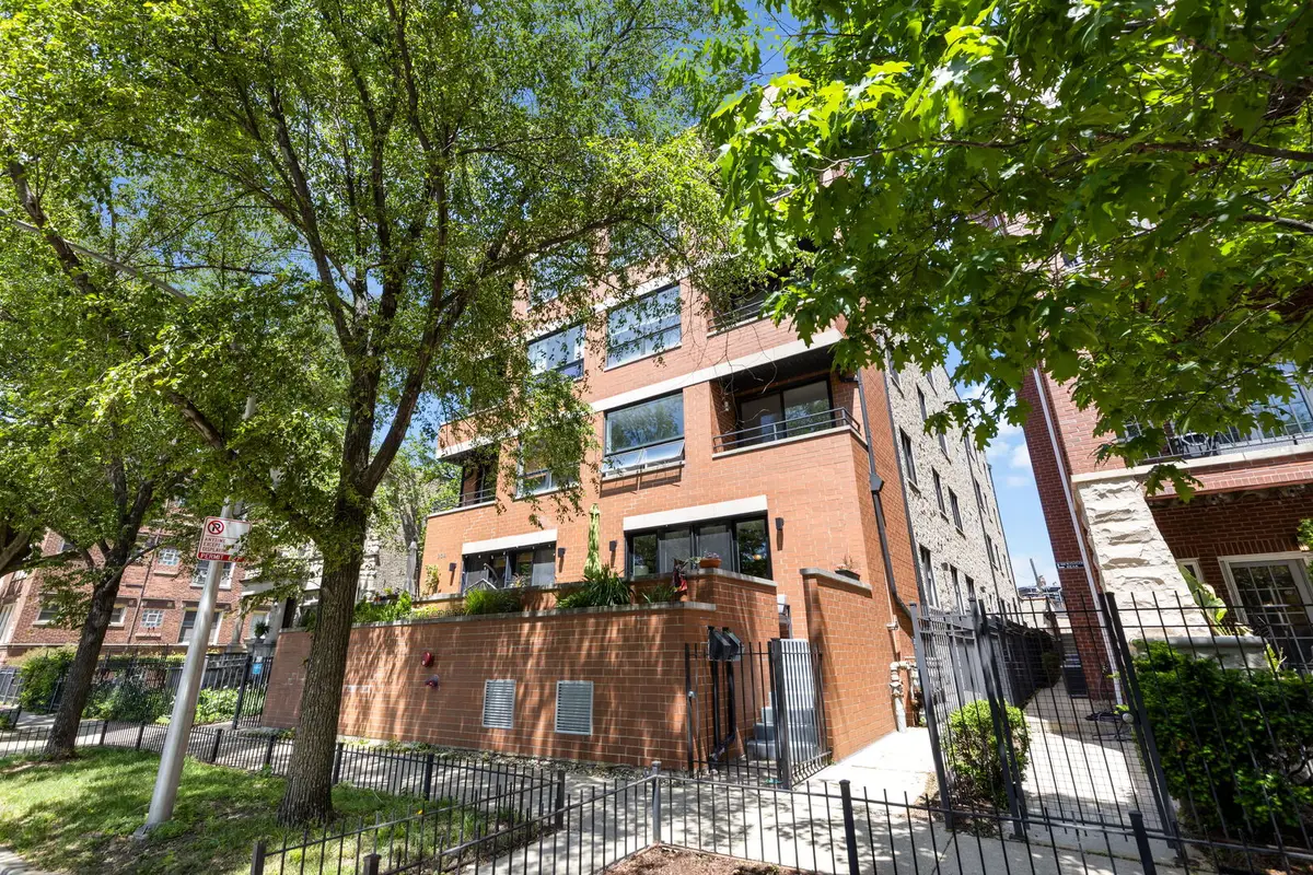 934 W Cuyler Avenue #4B, Chicago, IL 60613 - #1