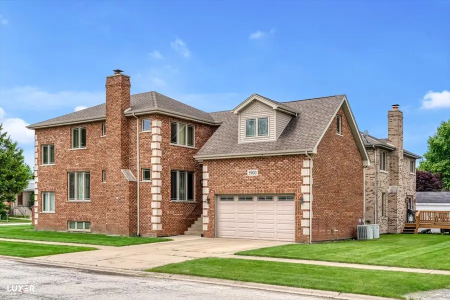 5900 W 90th Street, Oak Lawn, IL 60453 - #2