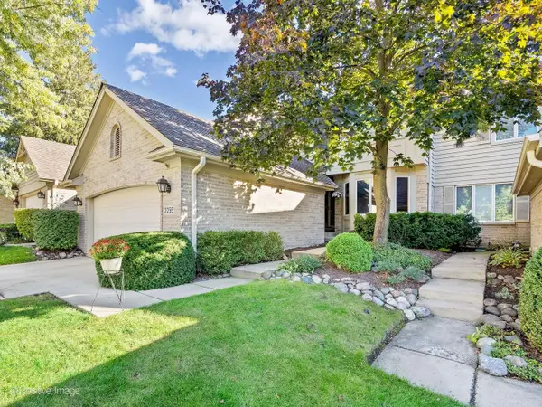 2255 Durand Drive, Downers Grove, IL 60515