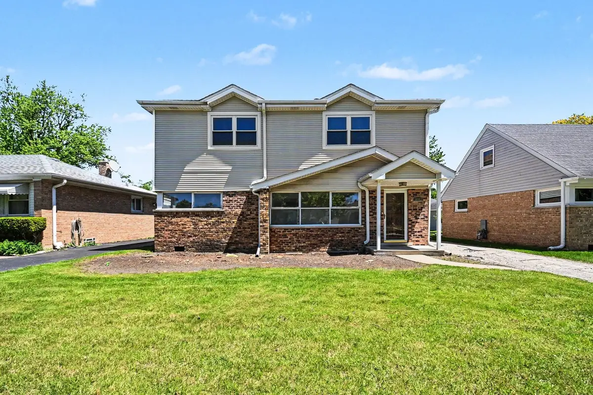 8243 N Ozanam Avenue, Niles, IL 60714 - #1