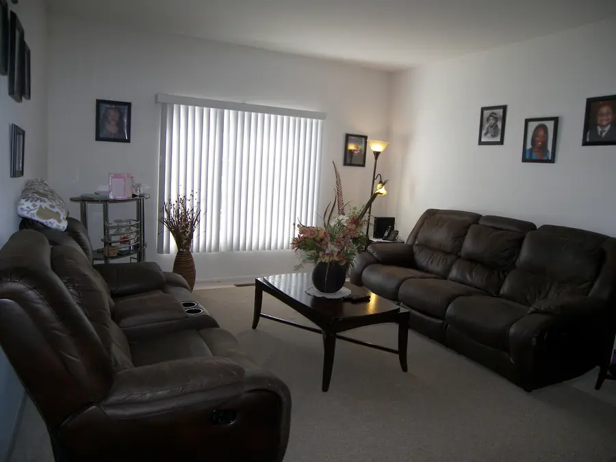 132 Enclave Circle #B, Bolingbrook, IL 60440 - #3