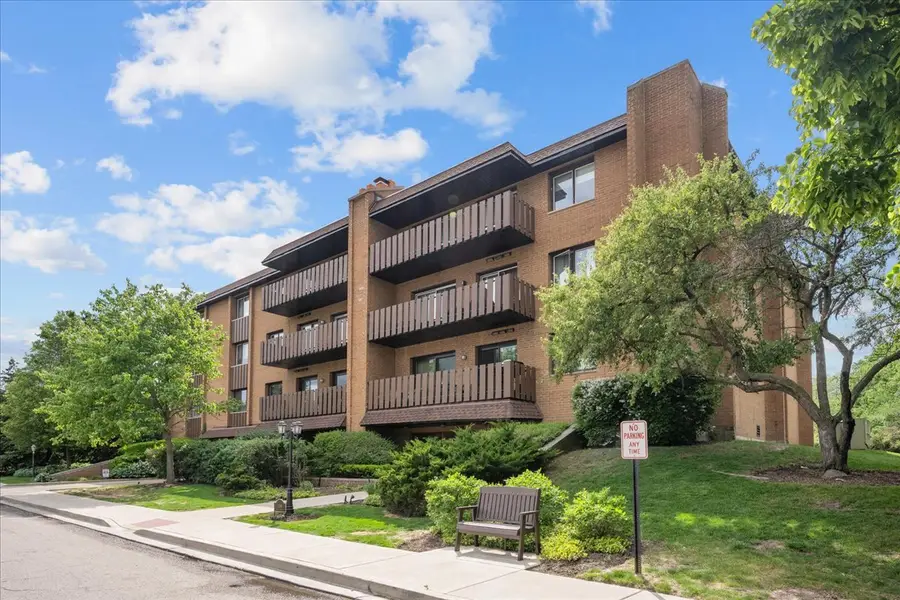1795 Lake Cook Road #107, Highland Park, IL 60035 - #2