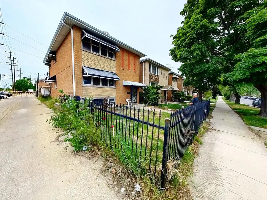 7448 S Maplewood Avenue, Chicago, IL 60629 - #3