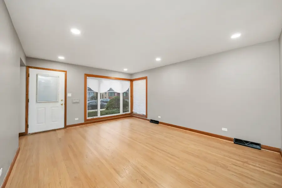 12809 S May Street, Calumet Park, IL 60827 - #3