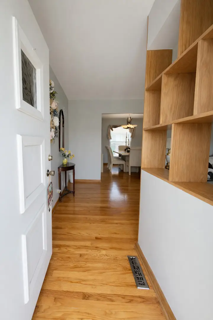 1547 Balmoral Avenue, Westchester, IL 60154 - #3