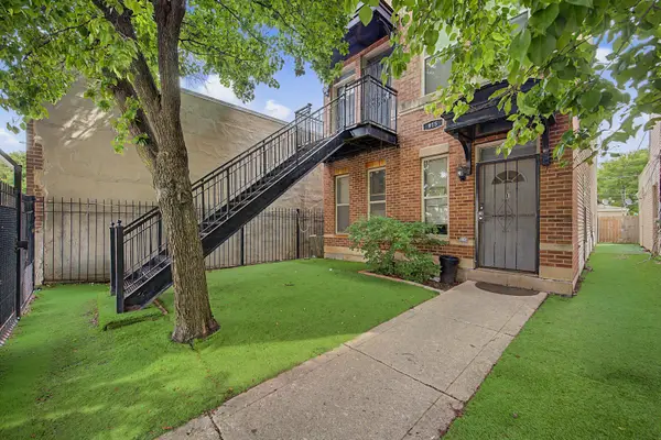 915 S Kedzie Avenue, Chicago, IL 60612