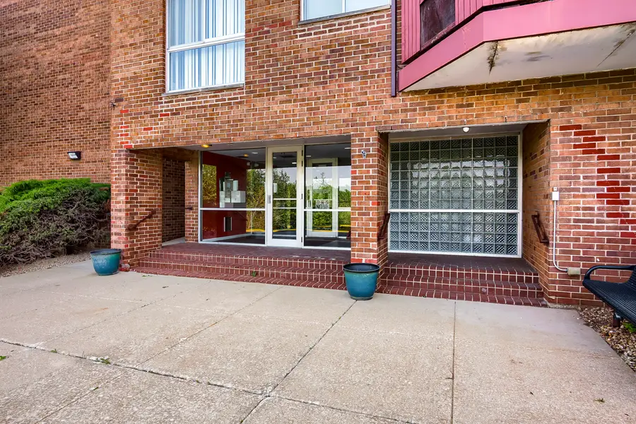 100 Park Avenue #410, Calumet City, IL 60409 - #2
