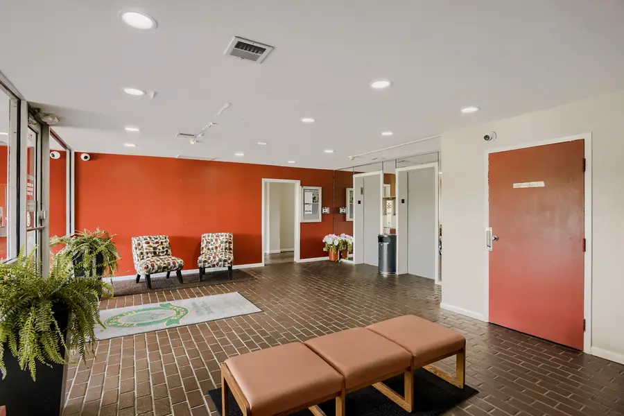 100 Park Avenue #410, Calumet City, IL 60409 - #3