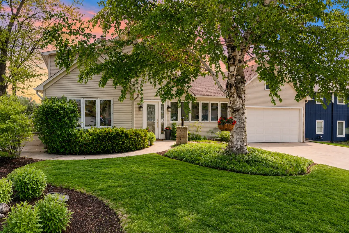 11829 218 Avenue, Bristol, WI 53104 - #1