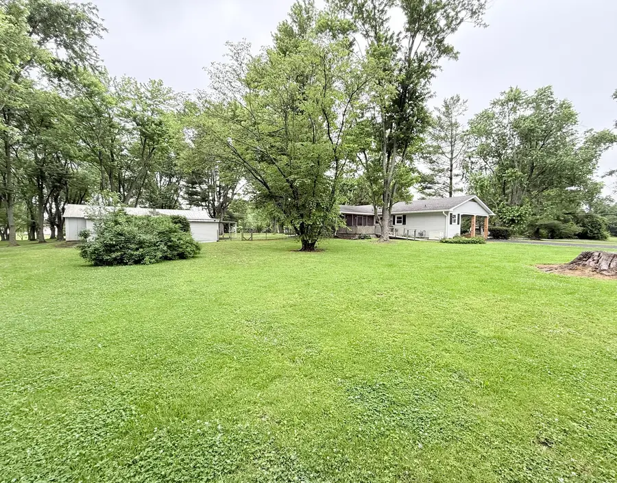 100 Magnolia Street, Harrisburg, IL 62946 - #3