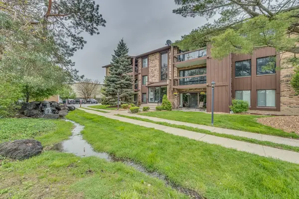 7505 175th Street #122, Tinley Park, IL 60477