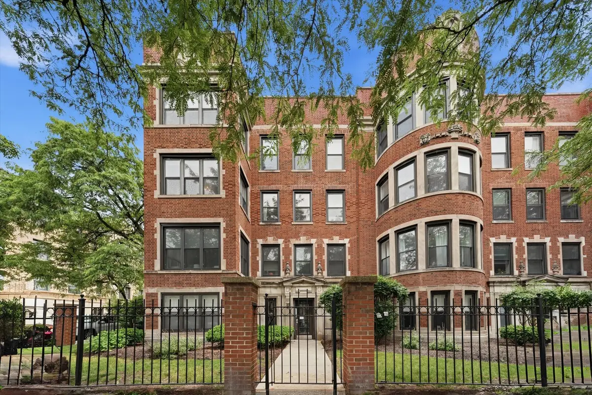 4121 N Sheridan Road #2N, Chicago, IL 60613 - #1