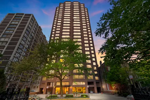 1410 N State Parkway #22B, Chicago, IL 60610