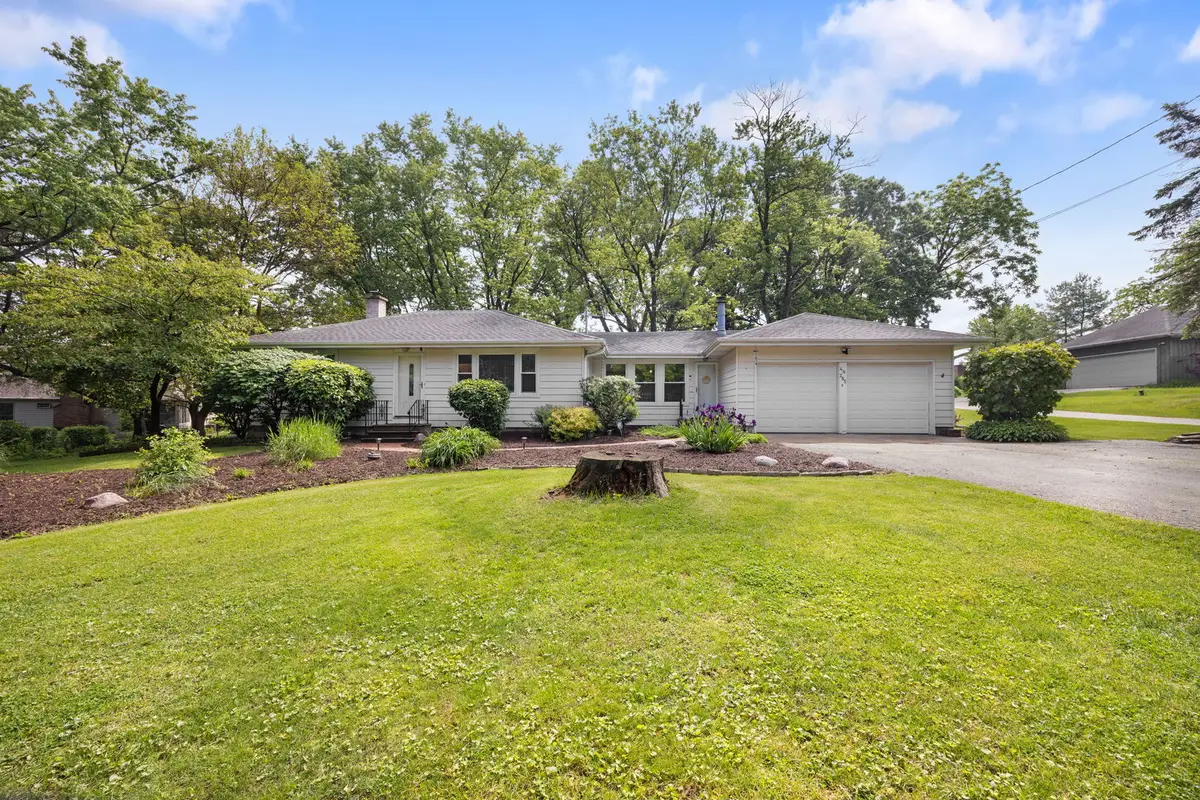 4N285 Lafox Road, Saint Charles, IL 60175 - #1
