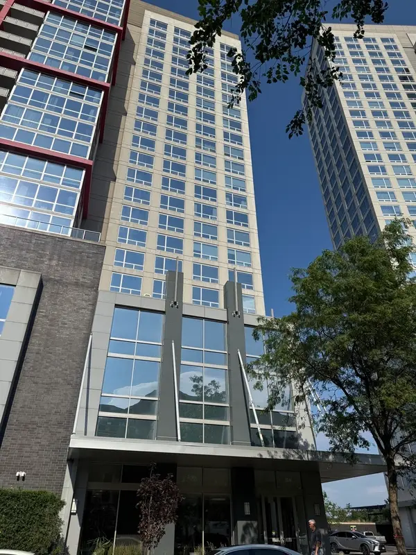 Address Withheld By Seller, Chicago, IL 60616