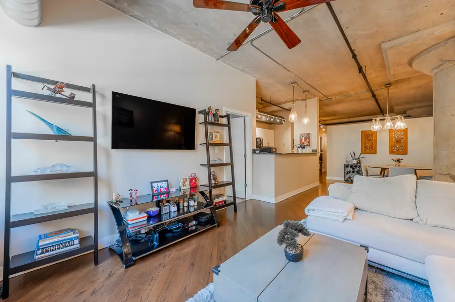411 W Ontario Street #220, Chicago, IL 60654 - #3