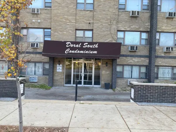 7854 S South Shore Drive #307, Chicago, IL 60649
