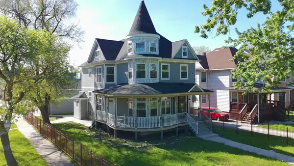 600 N Pine Avenue, Chicago, IL 60644