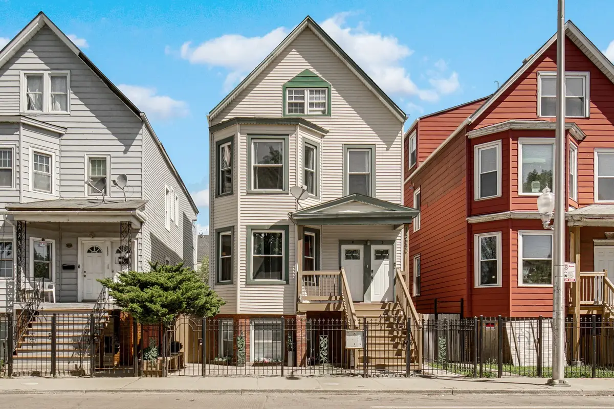 3850 W Diversey Avenue, Chicago, IL 60647 - #1