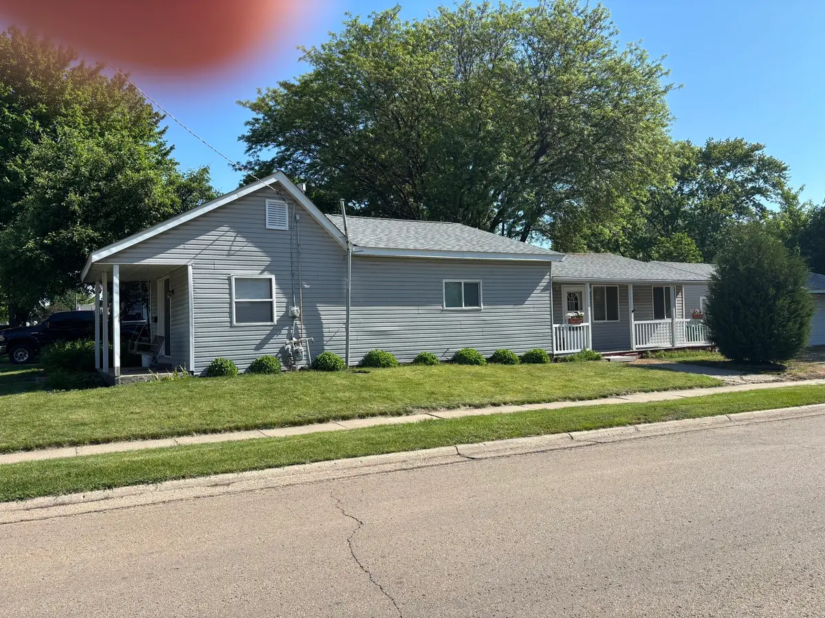1701 Lincoln Avenue, Mendota, IL 61342 - #1