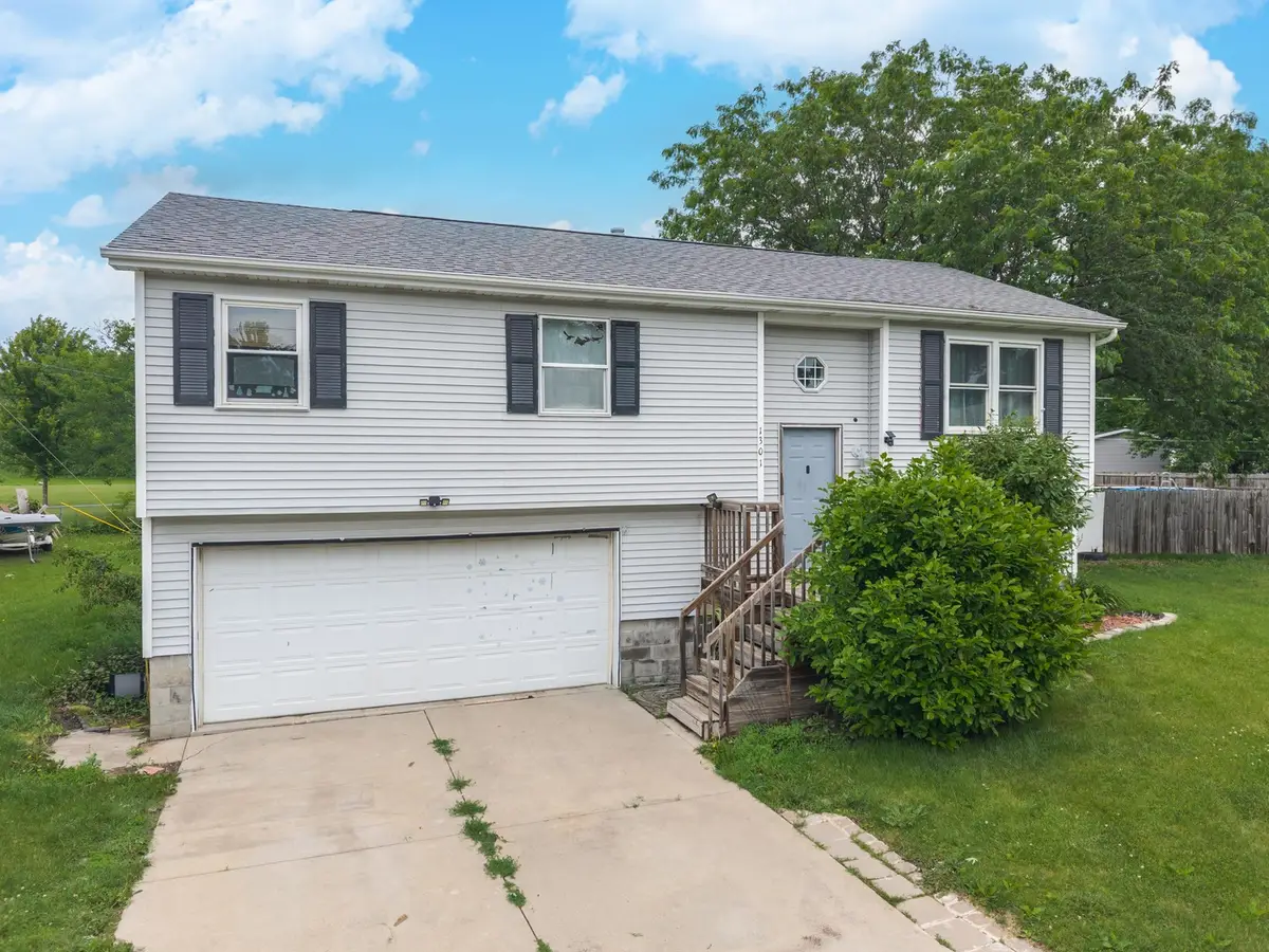 1301 W Indian Drive, Pontiac, IL 61764 - #1