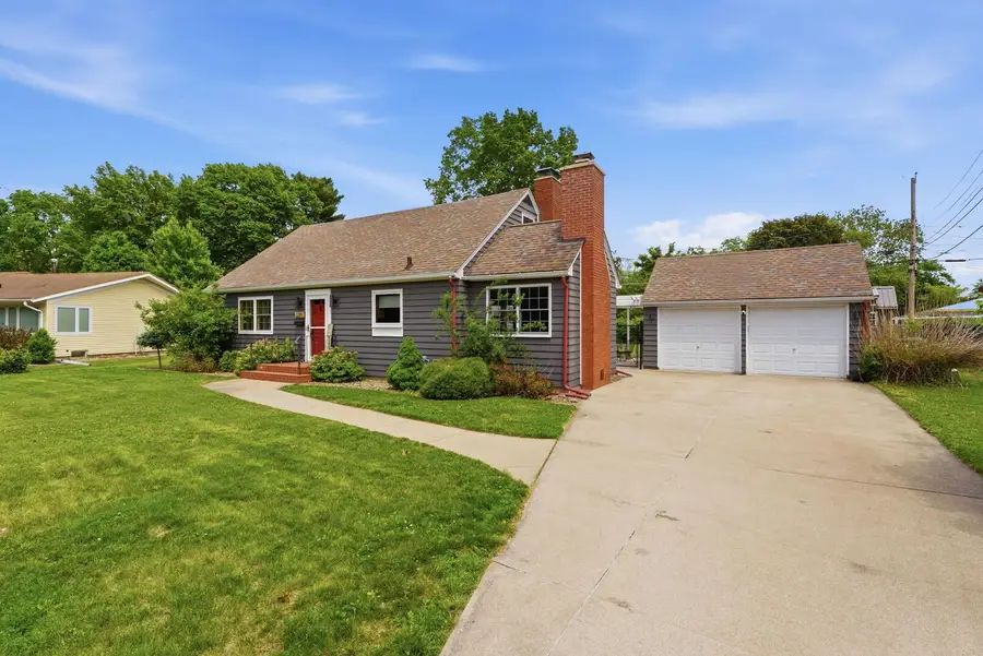 3215 34th Street, Rock Island, IL 61201 - #2