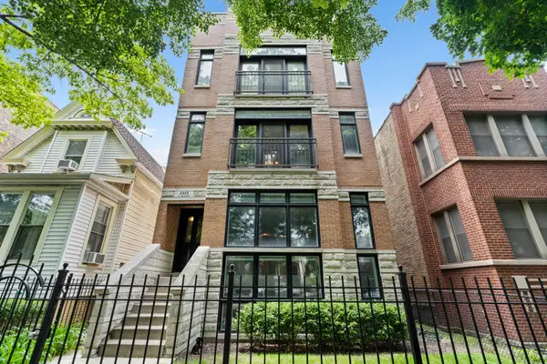 3422 N Bosworth Avenue #2, Chicago, IL 60657
