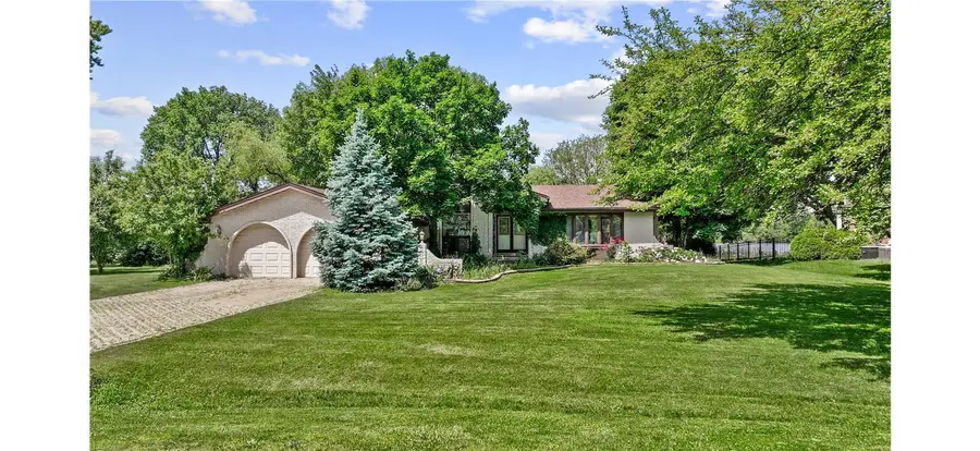 8408 Lakeside Drive, Downers Grove, IL 60516 - #3