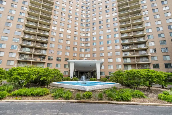 7061 N Kedzie Avenue #1605, Chicago, IL 60645