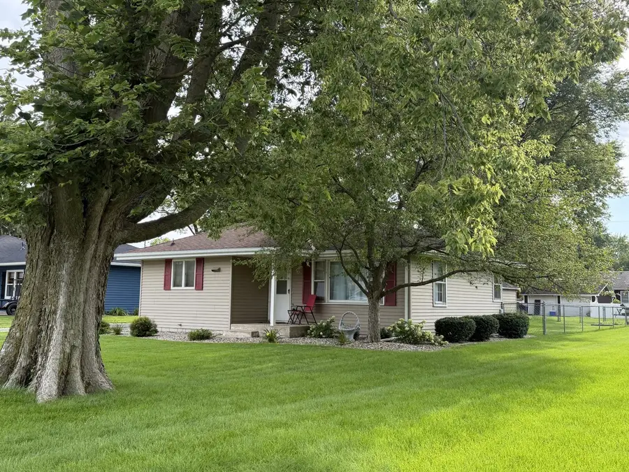 263 N Park Road, Herscher, IL 60941 - #2