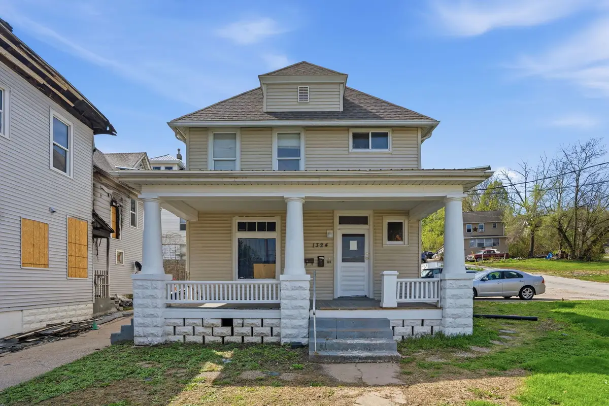 1324 7th Avenue, Moline, IL 61265 - #1