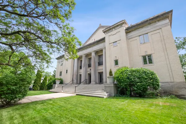 Address Withheld By Seller, Chicago, IL 60643
