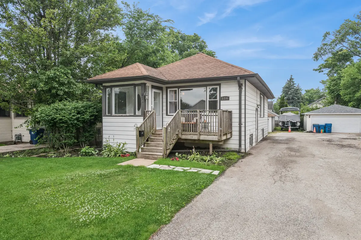 134 S Pick Avenue, Elmhurst, IL 60126 - #1
