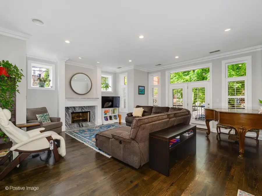 1615 N Claremont Avenue #1S, Chicago, IL 60647 - #3