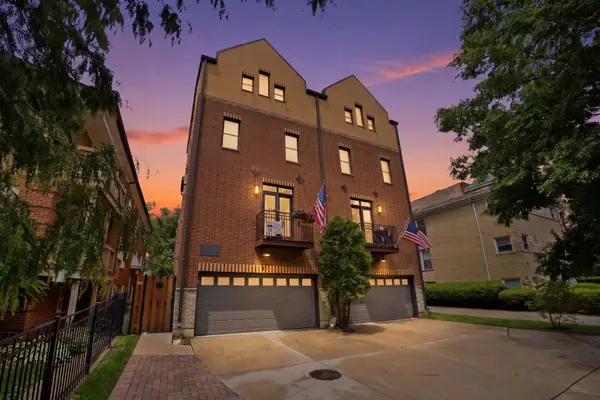 413 S Kenilworth Avenue #1, Oak Park, IL 60302