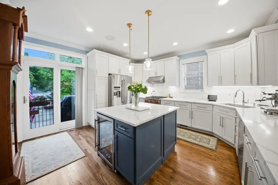 413 S Kenilworth Avenue #1, Oak Park, IL 60302 - #2
