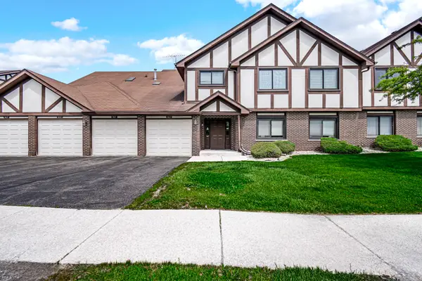 3417 Huntley Terrace, Crete, IL 60417