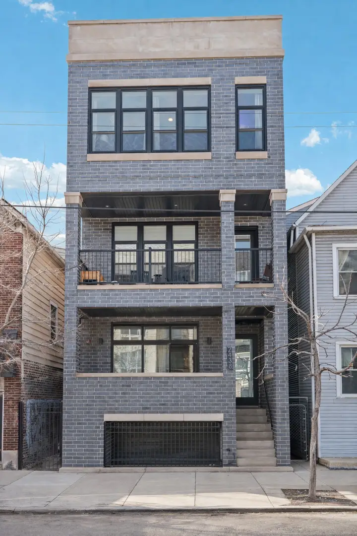 2438 N Western Avenue #3, Chicago, IL 60647 - #1
