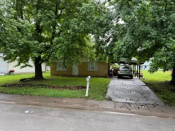309 S Birchlane Drive, Carbondale, IL 62901