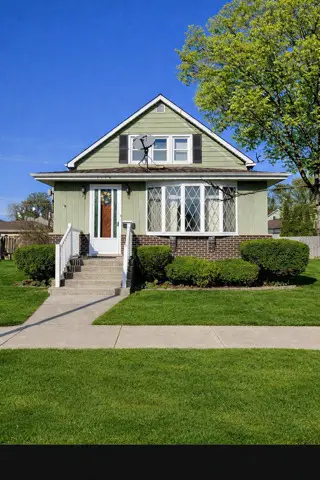 7710 W 66th Street, Bedford Park, IL 60501