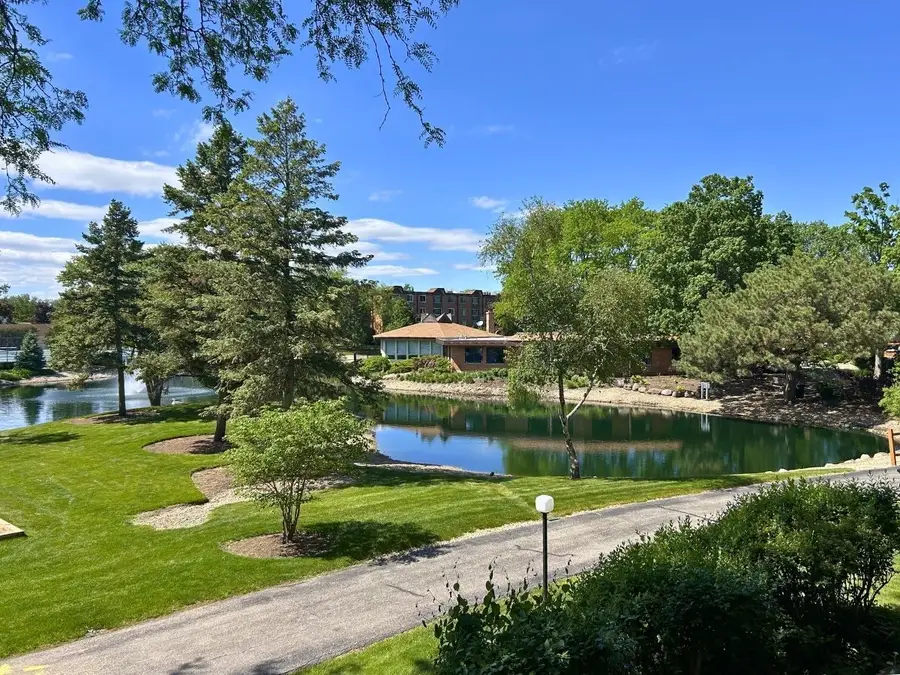 1206 New Wilke Road #206, Arlington Heights, IL 60005 - #3