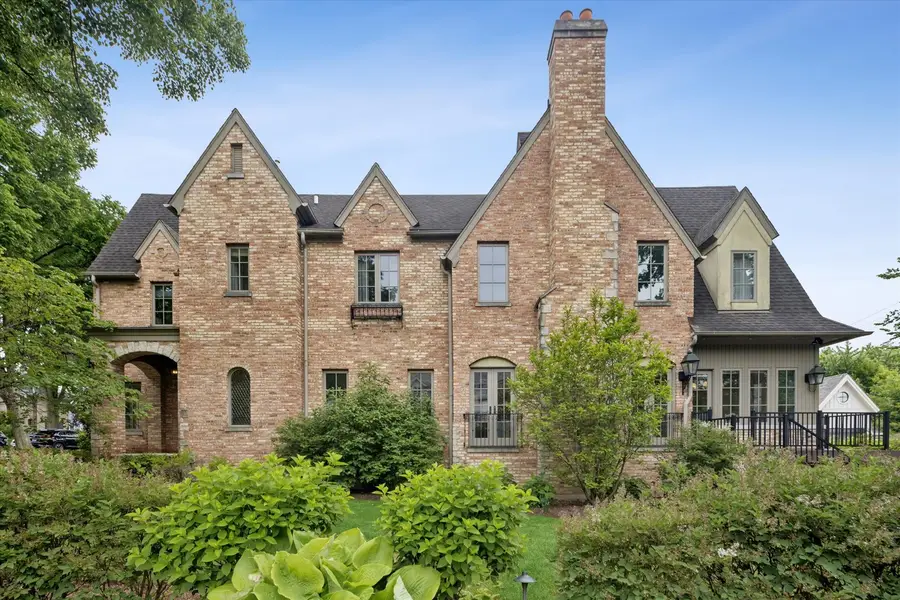 704 S Lincoln Street, Hinsdale, IL 60521 - #3