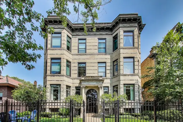 1420 W Belle Plaine Avenue #1E, Chicago, IL 60613