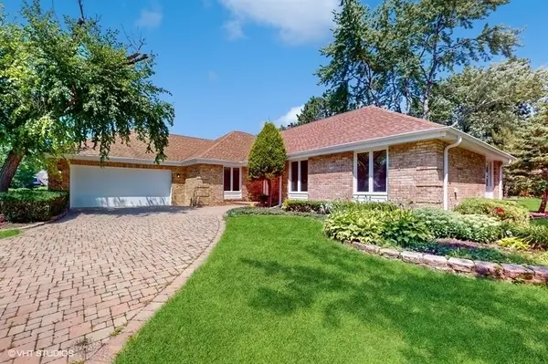 8473 Canterberry Drive, Burr Ridge, IL 60527