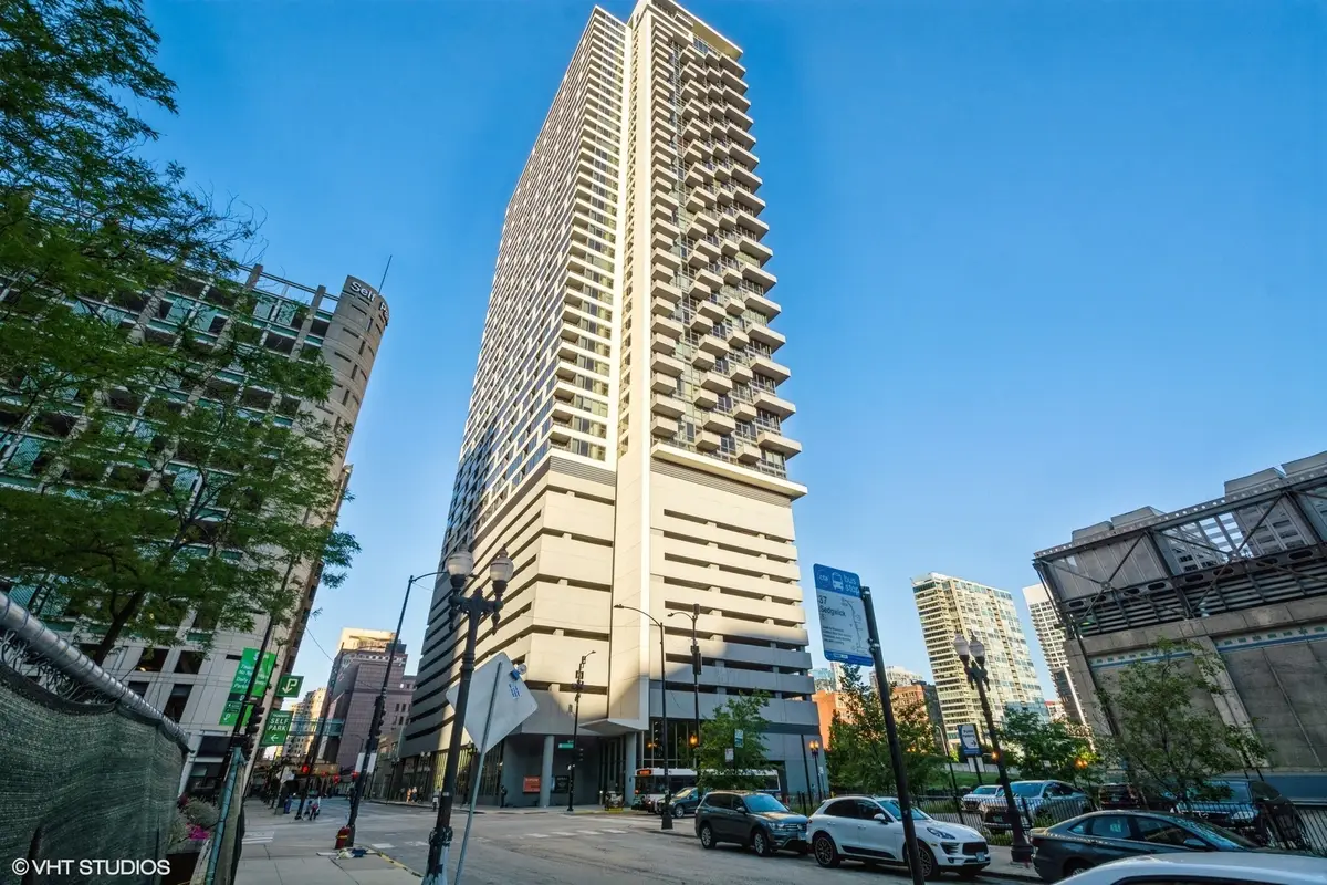 235 W Van Buren Street #4222, Chicago, IL 60607 - #1