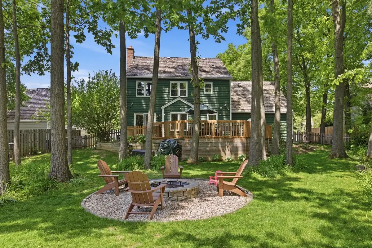 4669 Kingsway N, Gurnee, IL 60031 - #1